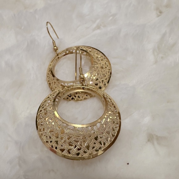 VINTAGE EARRINGS - Picture 2 of 3